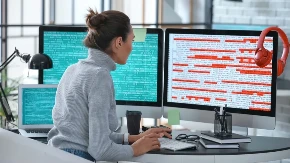 Poslala 130 prijava i razmišlja da čisti stanove - programerka otkrila zašto nema posla 