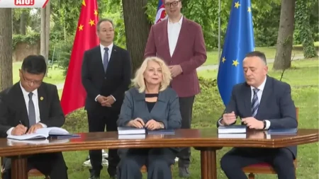 Veliki dan za Srbiju: Vučić prisustvuje potpisivanju dokumenata o izgradnji puta "Vožd Karađorđe"