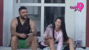 "Rekao si da mi je kao čizma…" Isplivao skandalozan snimak Maje i Asmina, detalji njihove intime zgrozili javnost!