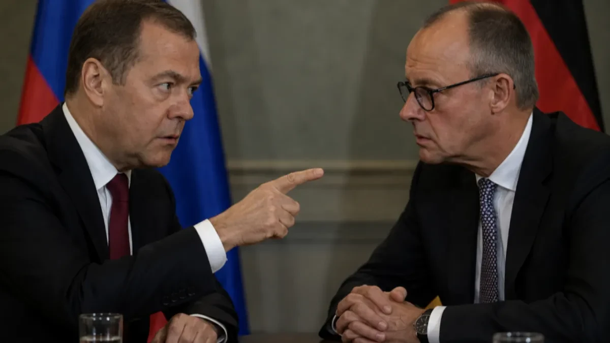 Medvedev zapretio Nemačkoj: „Sledi potpuno uništenje ako dođe do rata“