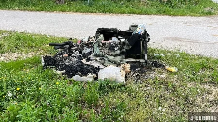 Užas kod Guče: Vandali zapalili kontejnere, šteta veća od milion dinara