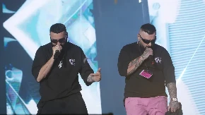 Haos na nastupu! Jala Brat skočio sa bine, publika se potpuno 