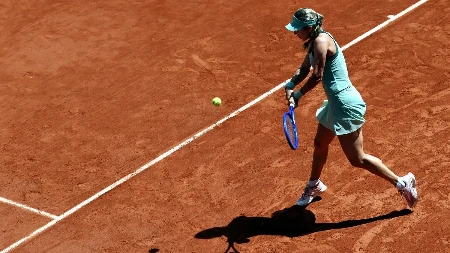Bivša devojka Janika Sinera u četvrtfinalu Rolan Garosa
