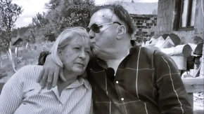 "Plakali smo dok je pevao..." Halid Bešlić je pred smrt Sejdi ostavio poslednju poruku, danas svaki stih tera suze na oči!
