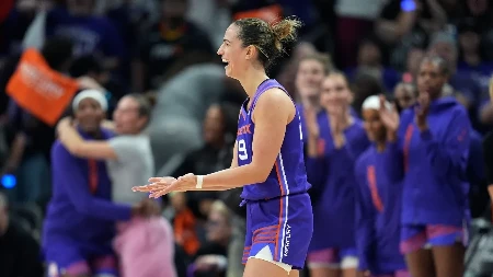 Slaba partija srpske košarkašice, samo dva poena Jovane u porazu Finiksa