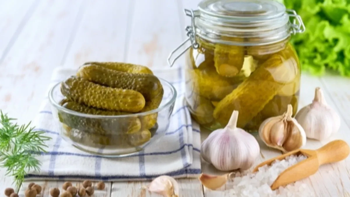 Da li znate zašto bi uvek trebalo da imate kisele krastavčiće u zamrzivaču? Iznenadićete se