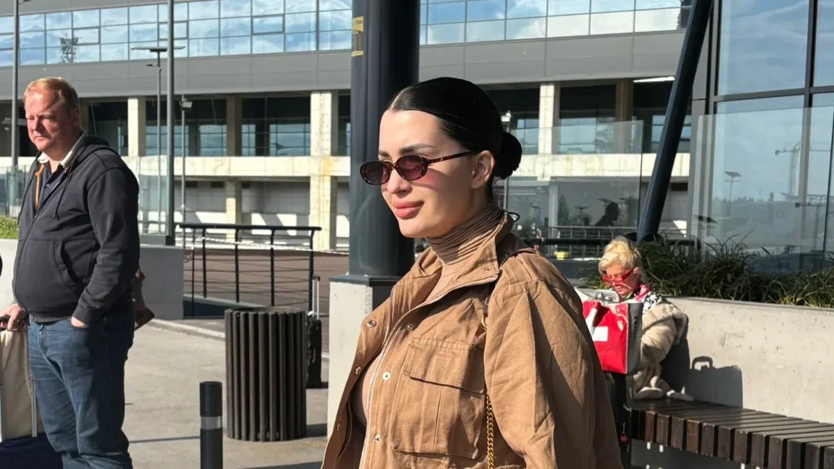 "Ucenili su me eksplicitnim fotografijama" Naša pevačica u problemu: "Proklete smo"