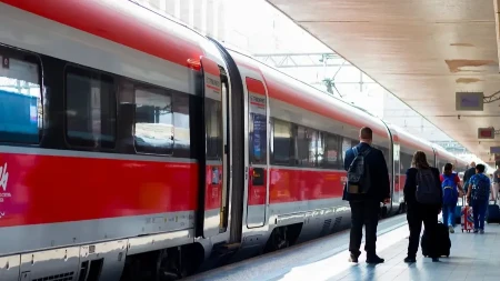 Ponovo kreće voz za Crnu Goru - poznati termini polazaka i cene karata iz Srbije