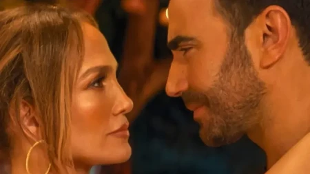 Bura zbog Džej Lo: Intimne scene sa kolegom podigle publiku na noge!
