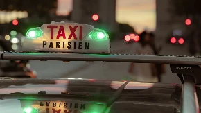 Lažni taksisti ojadili turiste u Parizu: Smislili 