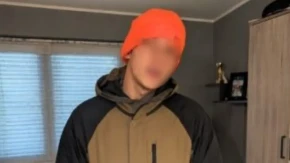 Ovo je tinejdžer (17) koji je slučajno upucao sebe