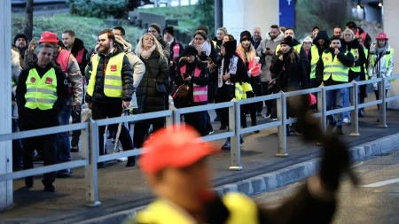 Uzbuna na aerodromu u Hamburgu: Putnici hitno evakuisani