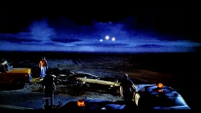 FBI istraživao NLO i zanemeo od šoka: Agenti gledali objekte kako "plešu" iznad vode! (VIDEO)