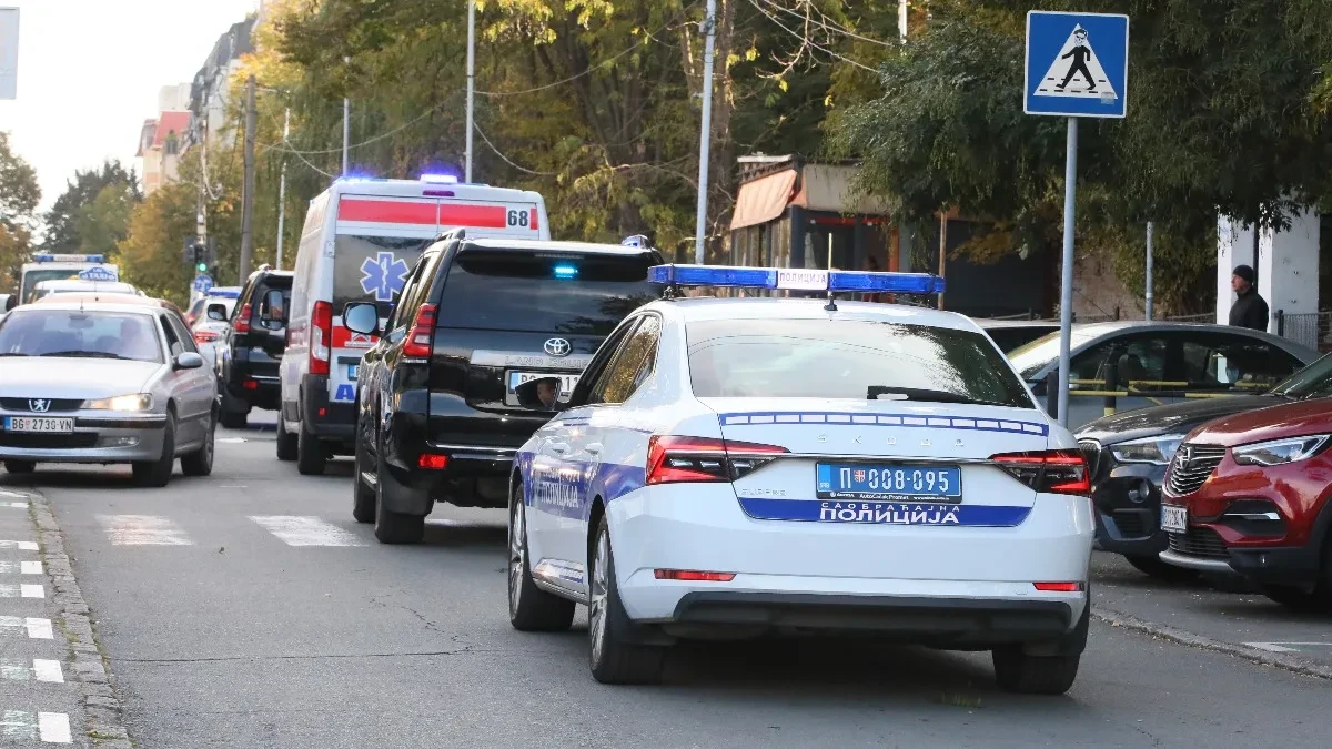Rafal u Surčinu zbog kockarskog duga: Besni Kinez izrešetao kuću sunarodnika, pa pobegao