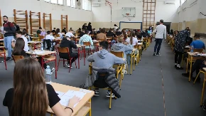 Mala matura za osmake počinje sutra: Evo kakvo je stanje sa brojem mesta u srednjim školama!