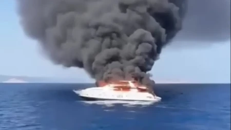 Preskupa jahta izgorela na Jadranu: Drama u Hrvatskoj, vatrogasci nisu mogli ništa