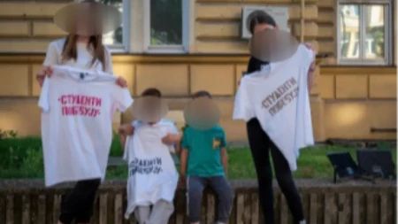 Novo blokadersko licemerje! Deca su im samo rekvizit - sad je jasno kao dan