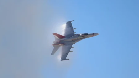 Srušio se američki bombarder b-52! Hitne službe na terenu, snimci su stravični (VIDEO)