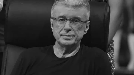 Estradna tajna čuvana decenijama: Popović je posvađao Brenu sa ovom pevačicom, ljubomora je učinila svoje?
