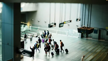 EES sistem preti da razvali EU! Počinje haos na aerodromima, gube 45 miliardi dolara!