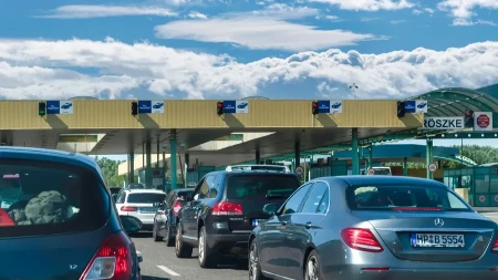 Velike vrućine prave problem vozačima: Jedan predmet iz automobila treba ukloniti već danas