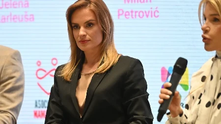 Velika pobeda za roditelje u Srbiji - Vlada usvojila Predlog zakona roditelj-negovatelj