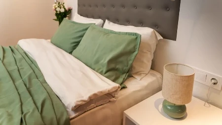 Sve žene počele da prskaju sirće ispod kreveta: Kad čujete razlog, i vi ćete to uraditi