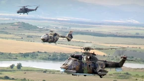 Srpske leteće zveri rešetaju u komšiluku! Vojska Srbije digla helikoptere, nebo se zapalilo od brutalnog raketiranja (FOTO)