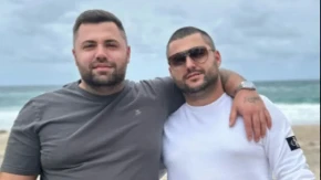 Misteriozni brat Asmina Durdžića: Mišići i tetovaže šokirali javnost, živi daleko od kamera! (FOTO)