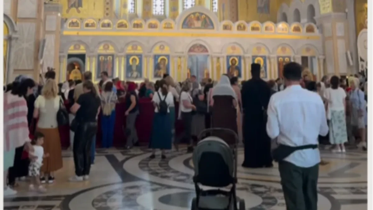 Iz Nemačke pravo pred pojas Presvete Bogorodice: Kristina sa porodicom doživela trenutak koji neće zaboraviti (VIDEO)