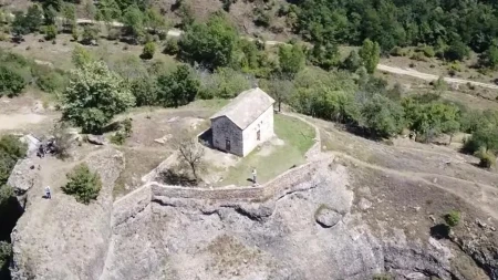 U ovoj srpskoj crkvi se niko ne venčava niti krštava: Kažu da je ovo mesto gde vas ni vrag ne čuje