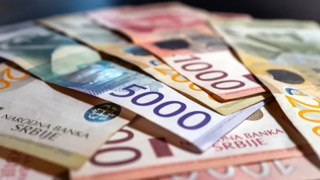 Stiže novac za ovu grupu građana! Isplate počinju danas!