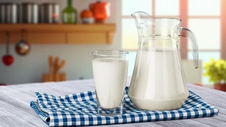 Ne prosipajte mleko: Bolje ga iskoristite u bašti, biljke će se preporoditi