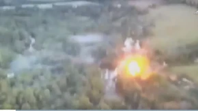"Kao da je vulkan eruptirao ispod grada" Ruske FAB bombe sravnile vojne ciljeve kod Harkova, nebo gorelo satima (VIDEO)