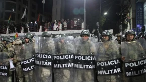 Vanredno stanje u Boliviji: Vojska dobila ovlašćenja da ukloni blokade posle 50 dana protesta