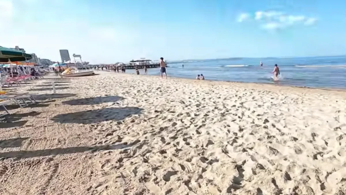 Drama u poznatom letovalištu: Udavilo se dete (11)