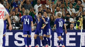 Poker Japana, Tunis zalutao na Mundijal