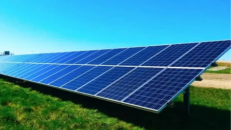 Koliko košta ugradnja solarnih panela za jedno domaćinstvo? Ovo je kompletna procedura a evo da li se ta investicija isplati