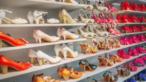 Kakve japanke, kakve sandale, one su ultimativni hit leta 2026. godine: Em su trendi, em udobne, kao stvorene za vrele ulice