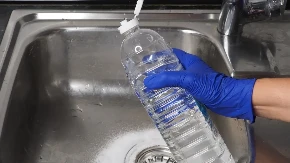 Trik sa smrznutom flašom vode - koriste ga Nemci, hladi bolje nego što mislite