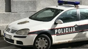 Opljačkana lutrija u naselju Otoka: Policija u potrazi za razbojnikom
