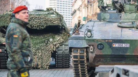 Nemačka šalje vojsku na granicu! "Evo vam rakete, raspalite po neprijatelju"