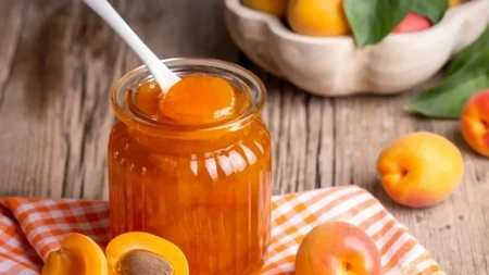Starinski džem od kajsija: Bez konzervansa, pravi se brzo i lako od samo 3 sastojka