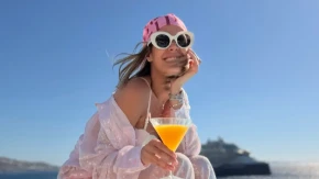 Šampanjac, bazen i biseri: Marija Mikić nakon razvoda "hara" Mikonosom, skinula se i napravila haos! (FOTO)