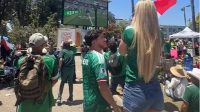 Naprave haos gde god da se pojave: Ovo je najneobičniji ljubavni par na Mundijalu
