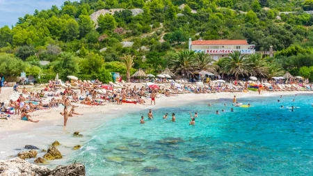 Noćenje i do 1.500 evra, ali sezona nije ono što svi misle - Hrvati se žale, gube goste