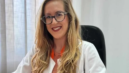 Ovo je najčešća greška koju pravimo tokom leta: Nutricionistkinja upozorava - nemojte jesti hladnu hranu, niti piti ledena pića