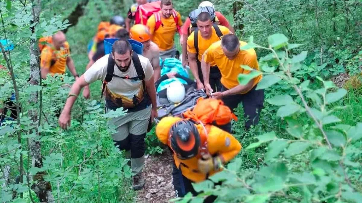 Drama u kanjonu Nevidio u Crnoj Gori: Spasioci izvukli povređenog Hrvata (FOTO)