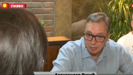 "U subotu ćemo otkriti pod kojim imenom idemo na izbore": Vučić u Inđiji razgovara sa građanima koji pešače za Beograd!