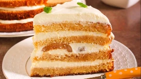 Lagana torta sa kajsijama ukusom budi sva čula: A izgleda luksuzno